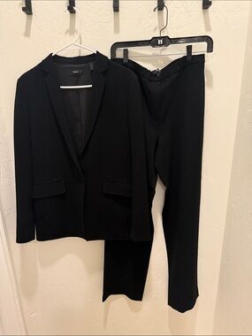 Theory Black Women's Blazer & Wide Leg Pants Suit - Classic Set